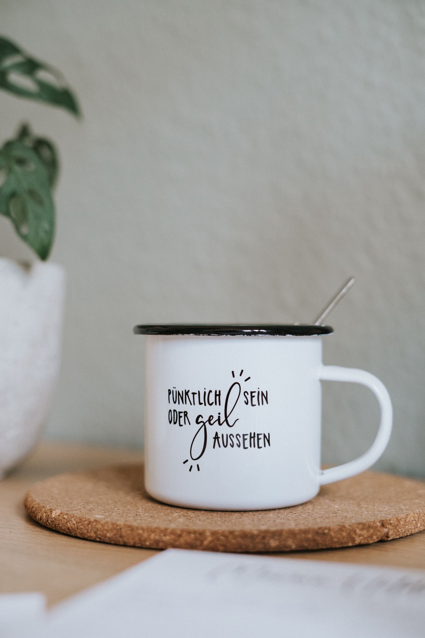 Emaille Tasse Pünktlich sein