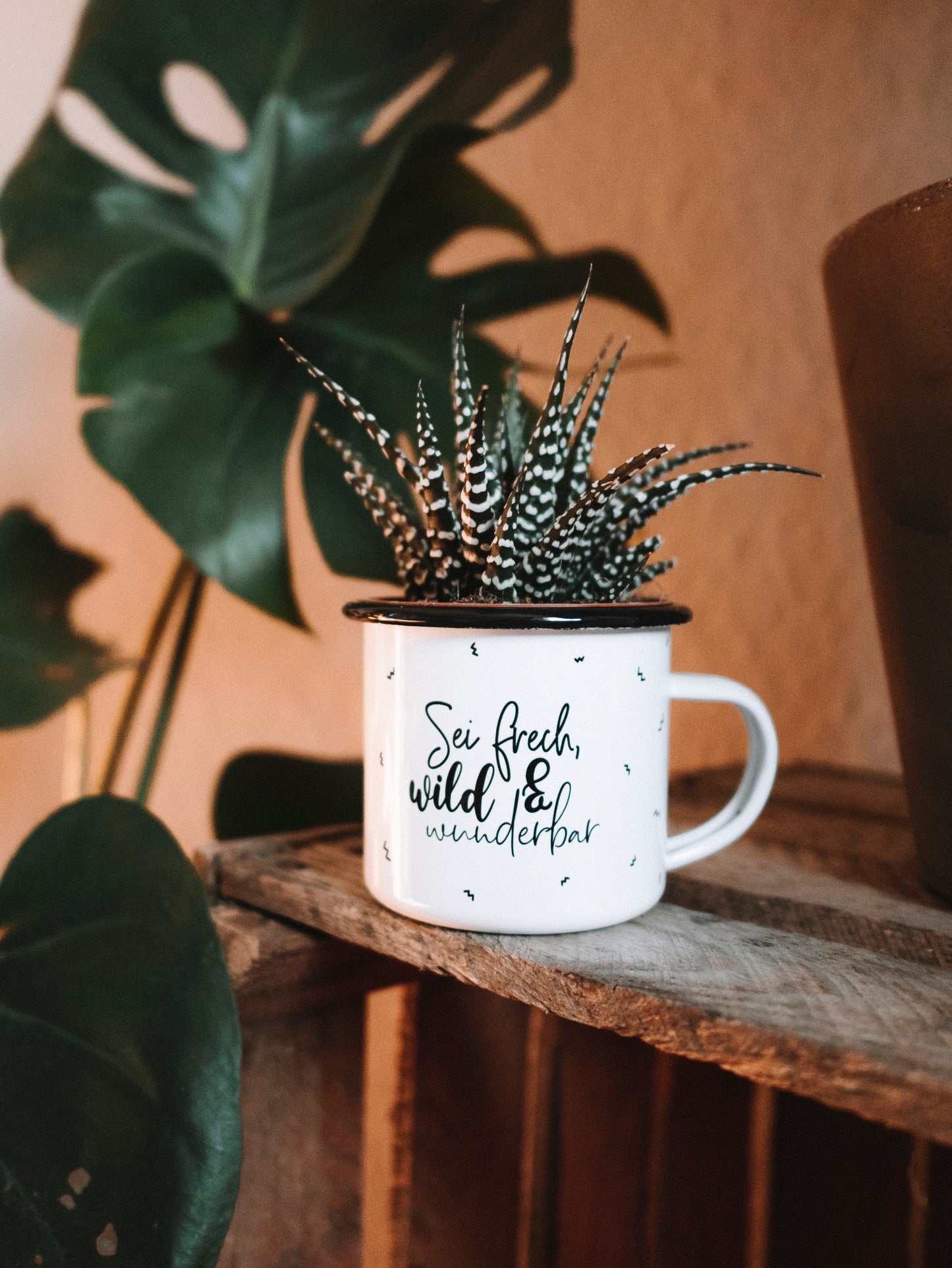 Emaille Tasse Frech, wild & wunderbar