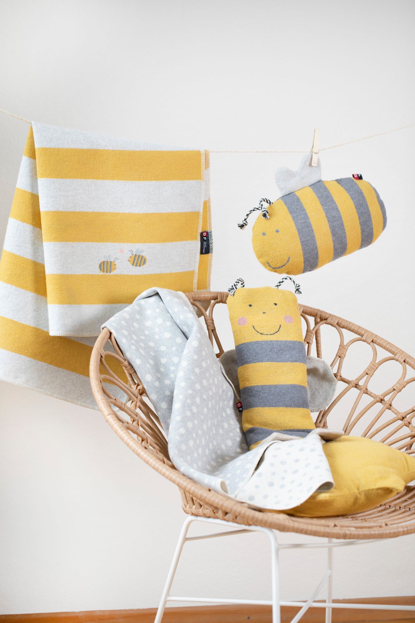 Biene - Decke in Puppe