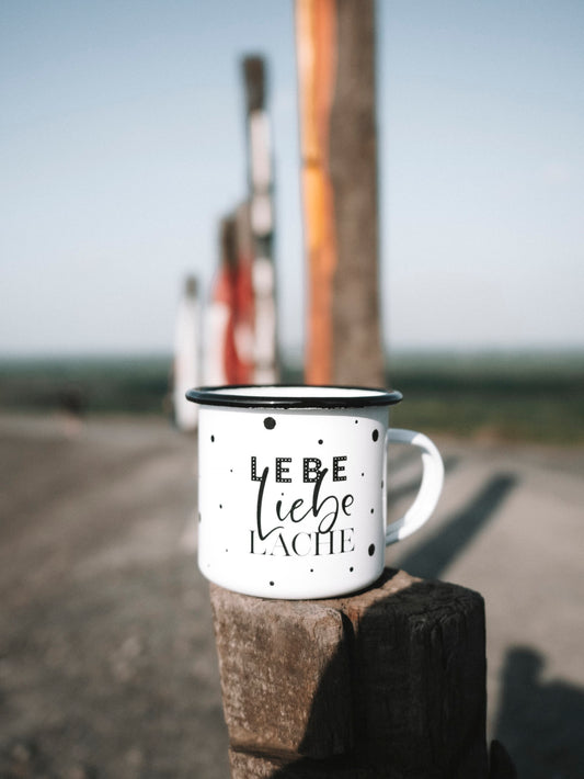 Emaille Tasse Lebe Liebe Lache