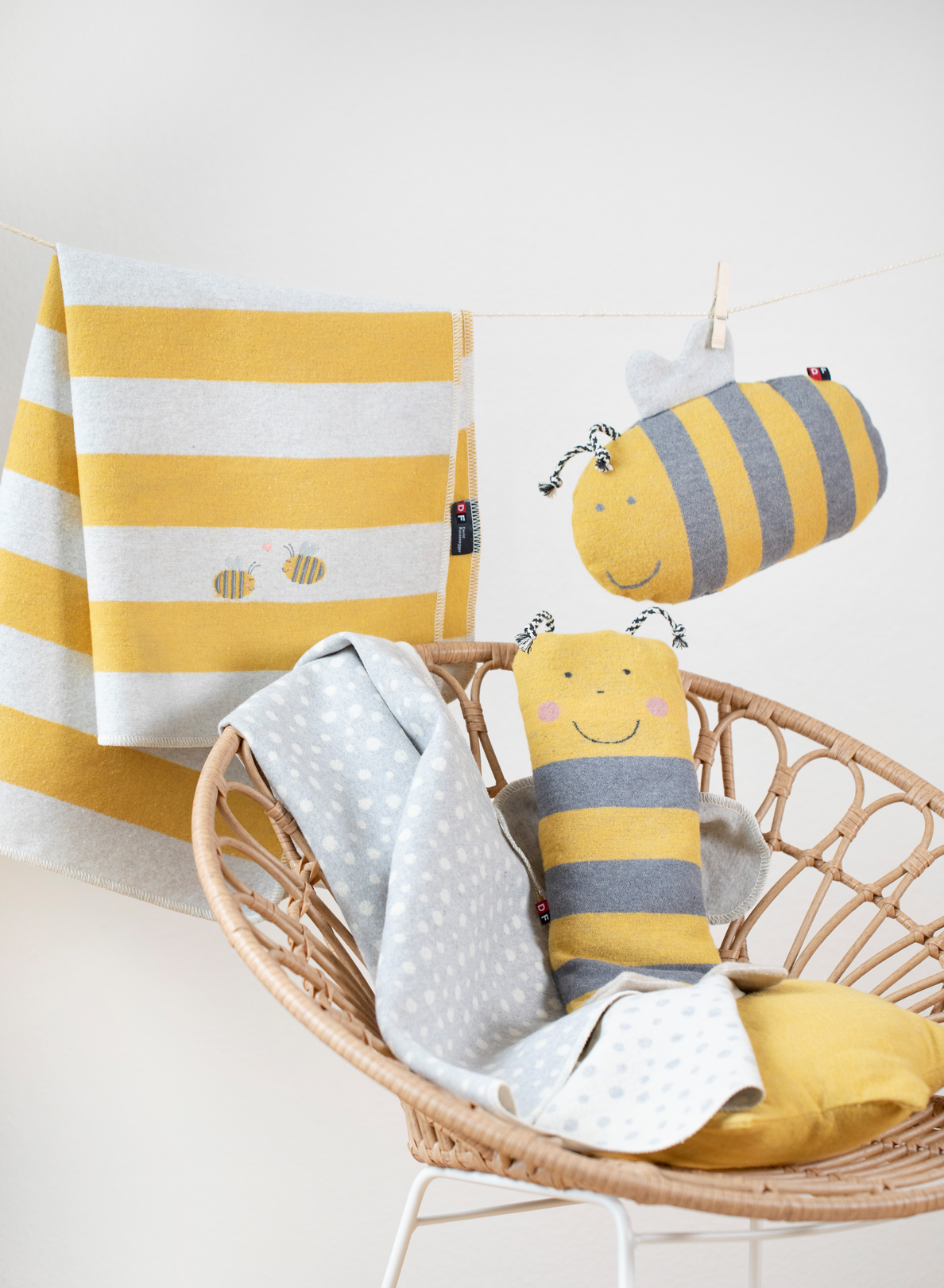 Biene gefülltes Kissen